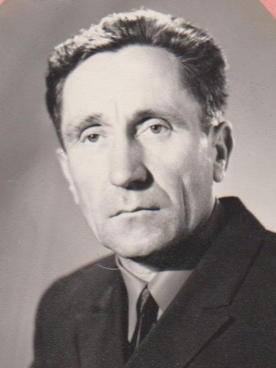 Новоселов Александр Яковлевич