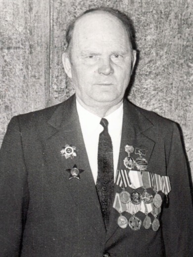 Якушев Никалай Сергеевич
