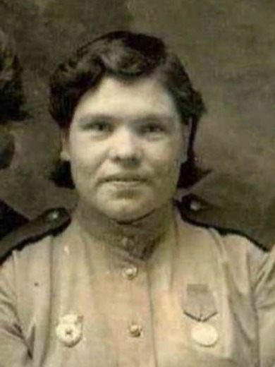 Штанова (Бурдаева) Полина Илларионовна