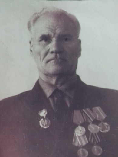 Дядяшев Александр Максимович