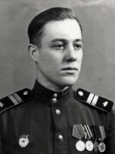 Леонтьев Виктор Анисимович