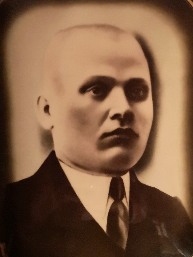 Мушаров Валентин Григорьевич