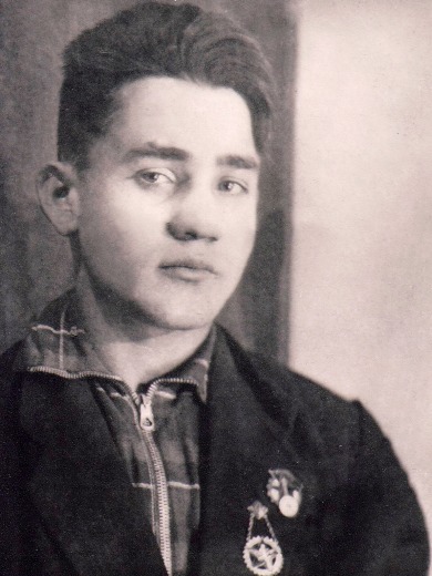 Гусев Александр Дмитриевич