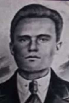 Овчаров Егор Яковлевич