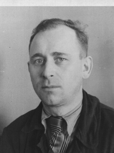 Иванов Василий Васильевич