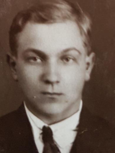 Крутиков Алексей Николаевич