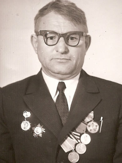 Голованов Виктор Антонович