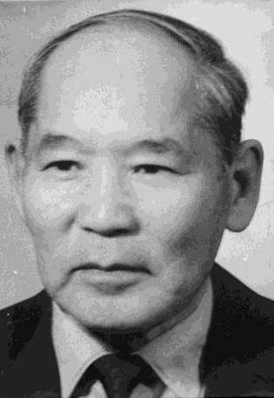 Матханов Платон Николаевич