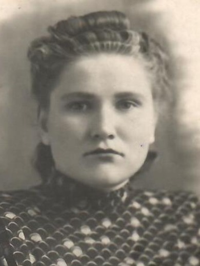 Осипова (Чуглова) Зинаида Ивановна