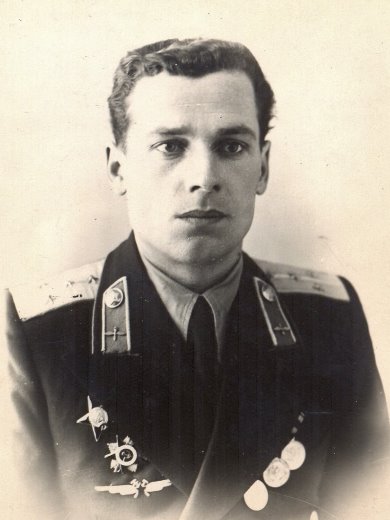 Литвинов Дмитрий Иванович