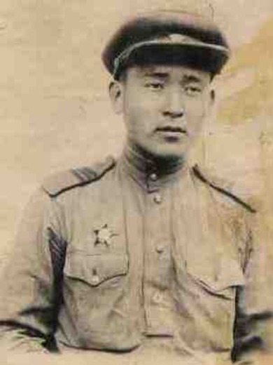 Аскаров Амангали