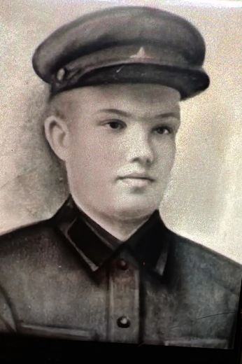 Останин Дмитрий Иванович