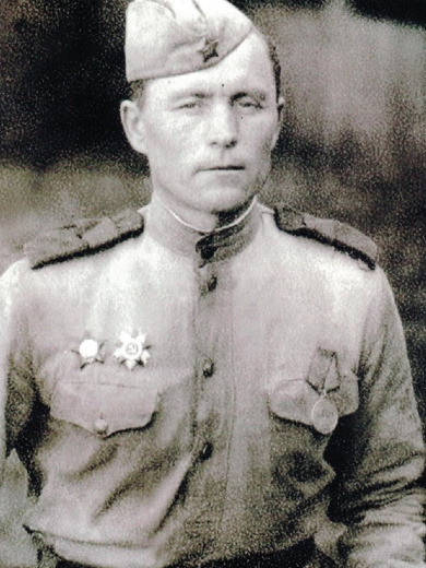 Мезенцев Ефим Ильич