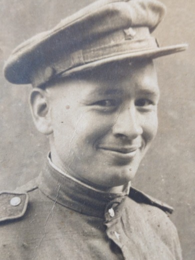 Микуленок Евгений Юлианович