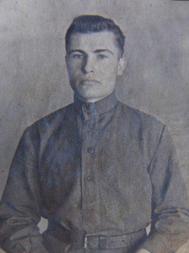 Лапыкин Петр Емельянович