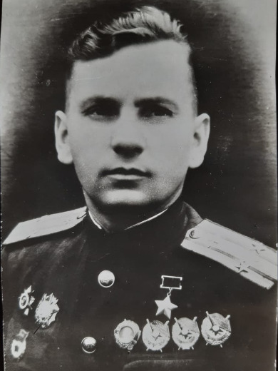 Козаченко Петр Константинович