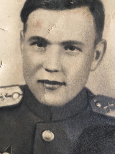 Яичников Владимир Акимович