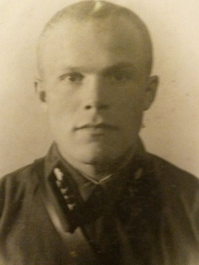 Холмов Иван Ильич