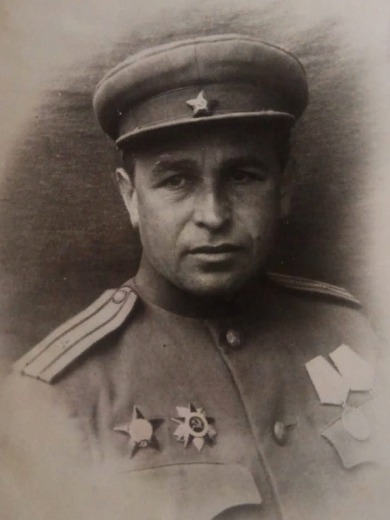 Хулла Андрей Васильевич