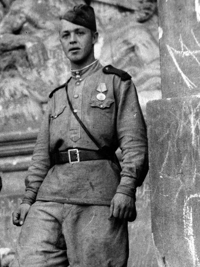 Семиряков Юрий Николаевич