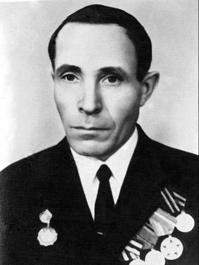Прохоров Леонид Дмитриевич