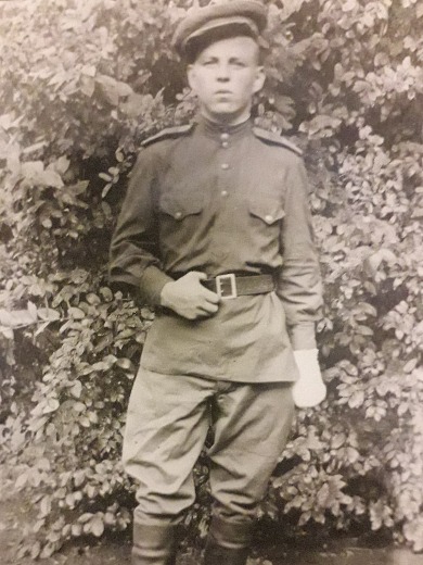 Лесников Иван Сергеевич