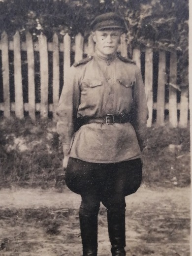 Игнатьев Евгений Никифорович