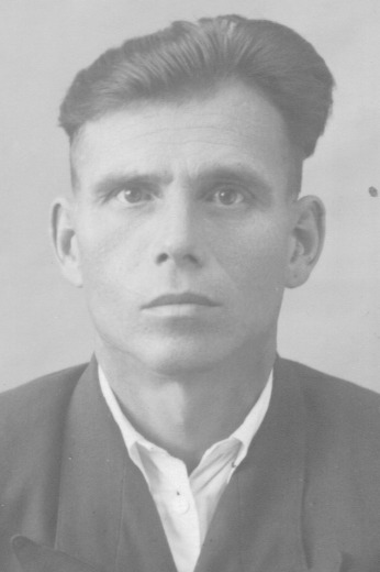 Исаковский Андрей Иванович