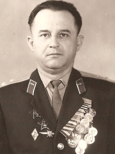 Богданов Павел Денисович