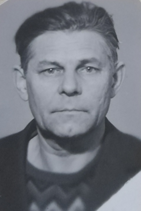 Смирнов Юрий Михайлович