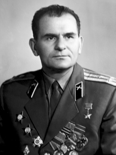Лобода Тимофей Тимофеевич