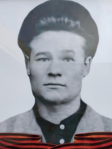 Лукашов Иван Яковлевич