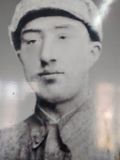 Гусейнов Р.