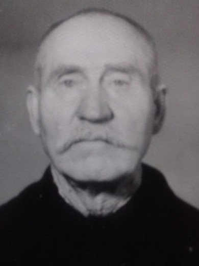 Колесников Василий Иванисович