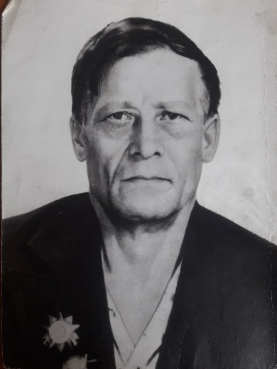 Андреев Леонид Григорьевич