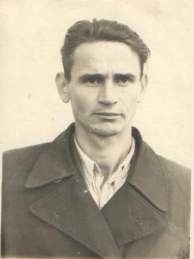 Усатюк Иван Никифорович