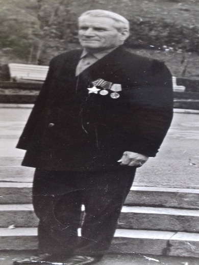 Багмут Наум Григорьевич