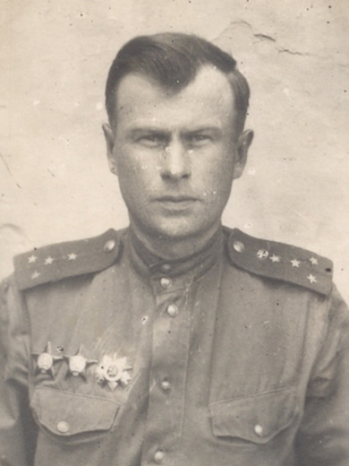 Шишков Александр Тихонович