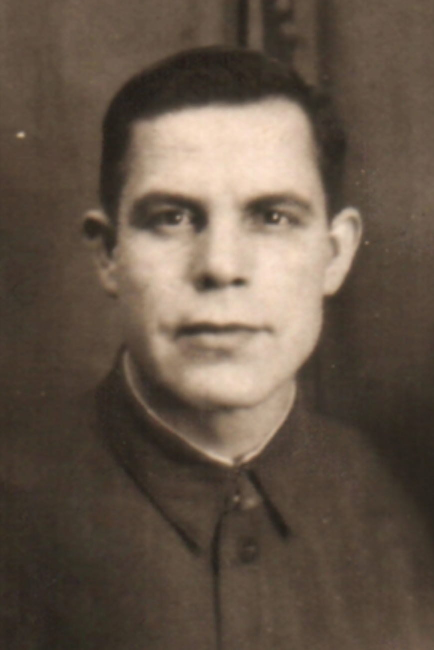 Попов Илья Васильевич