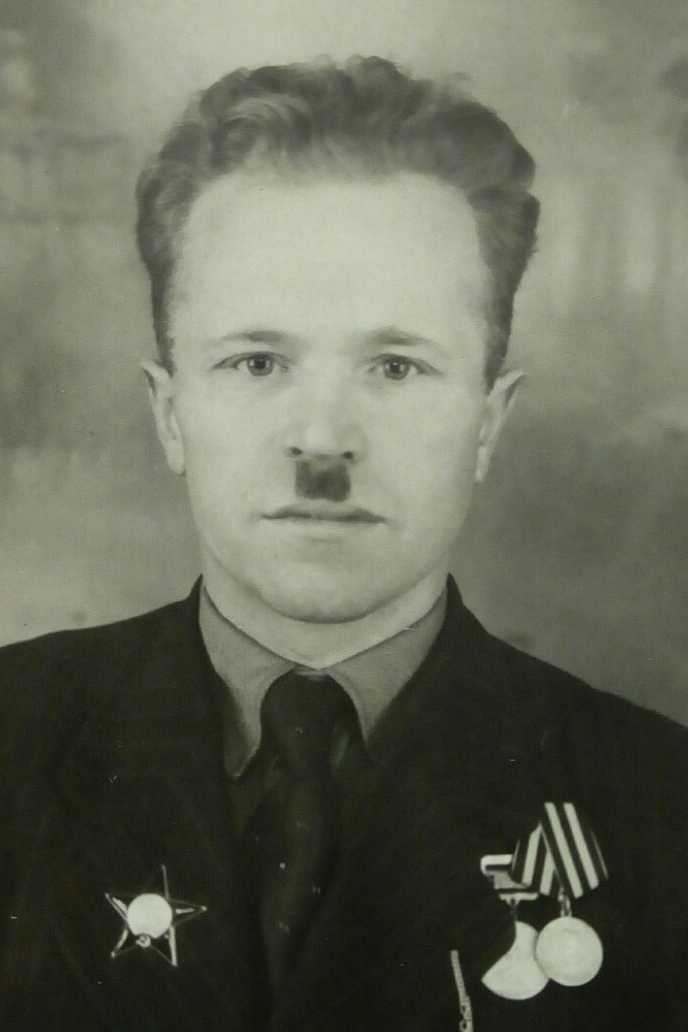 Чикуров Иван Иванович