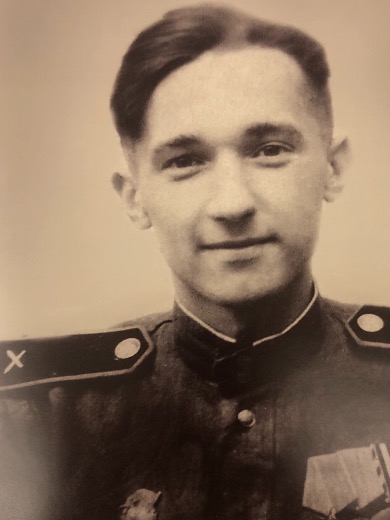 Дюжев Андрей Андреевич