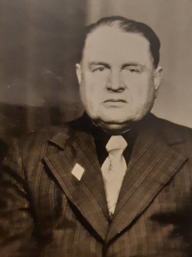 Самодеев Виктор Сергеевич