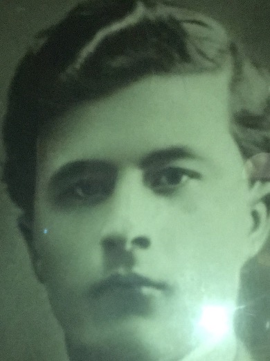 Ядгаров Михаил