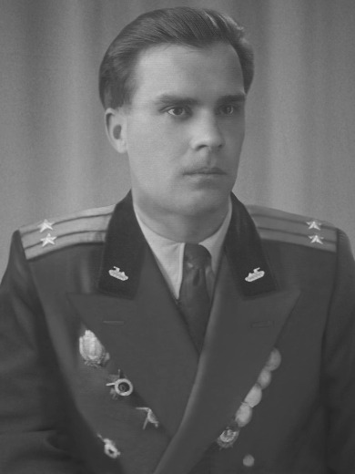 Махов Аркадий Афанасьевич