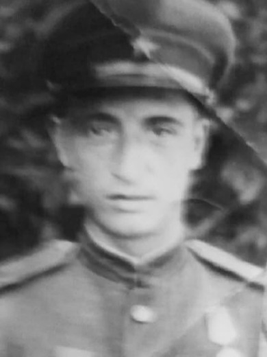 Мансуров Акиль