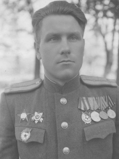 Школьников Дмитрий Алексеевич