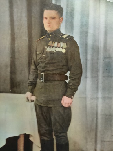 Брюханов Иван Иванович