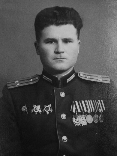 Ладынин Петр Семенович