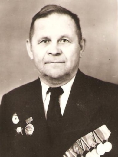 Толстов Василий Алексеевич