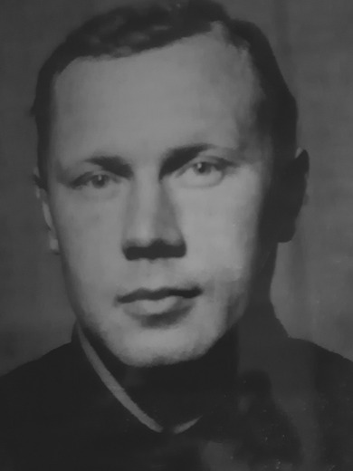 Маслов Виктор Константинович